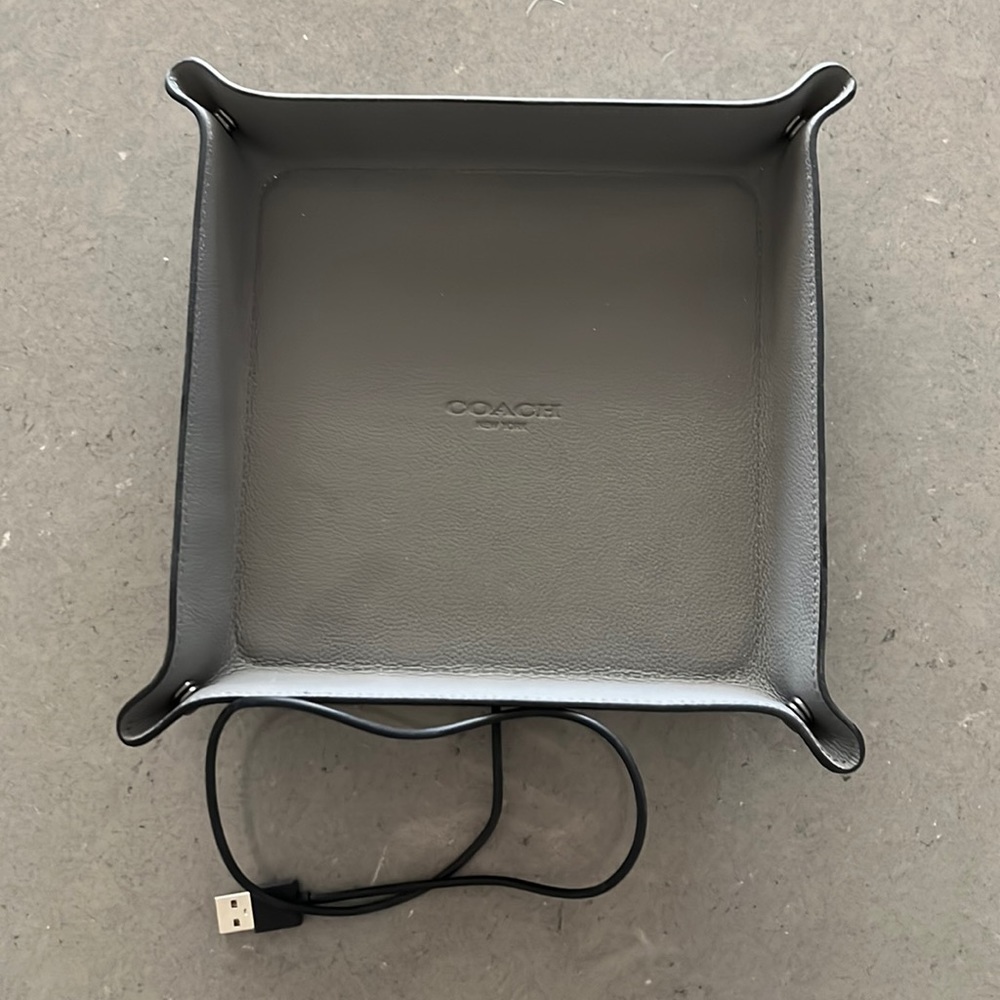 Gray Coach Valet and Charging Tray